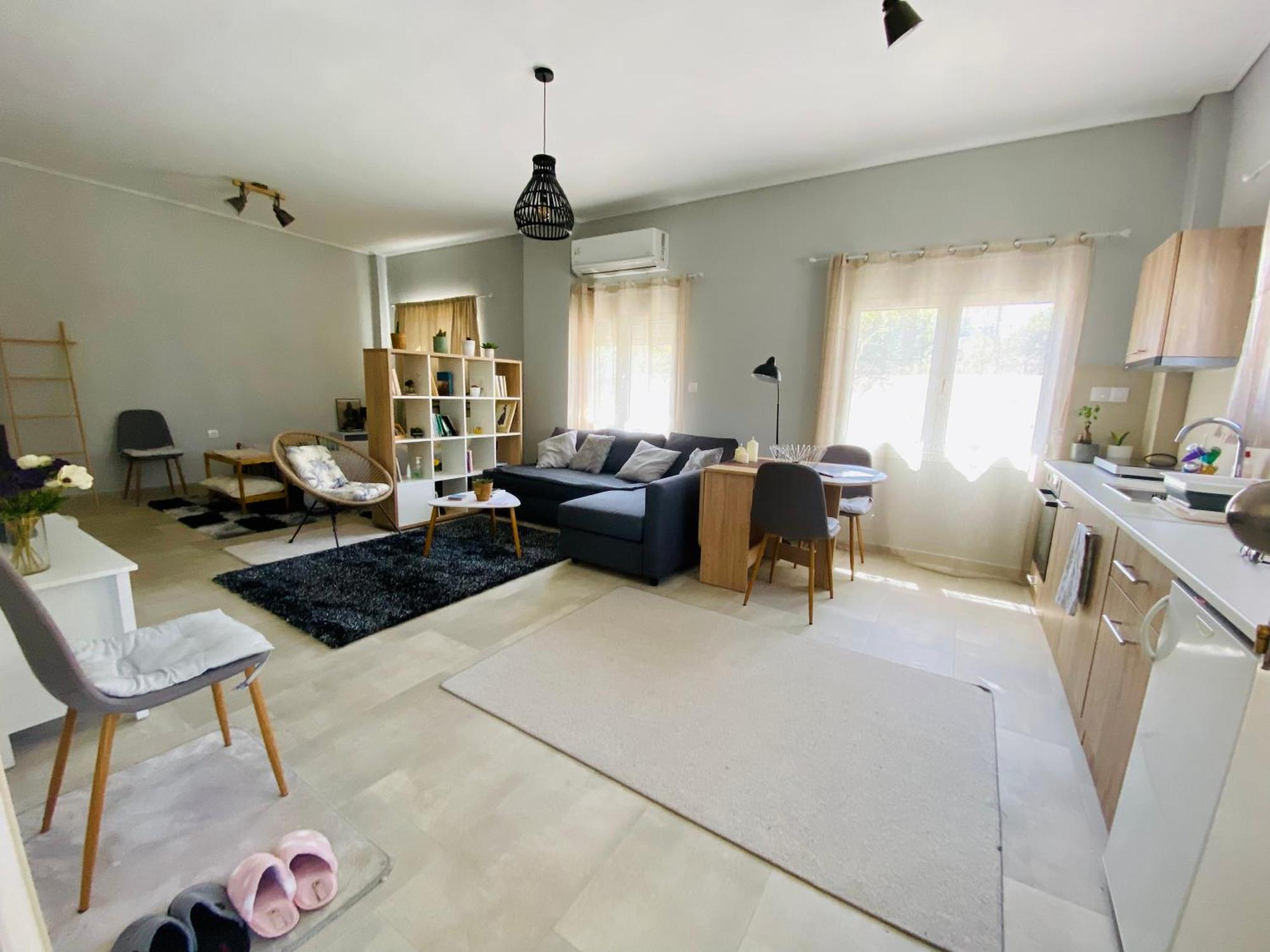 Xrysa'S Central City Apartment Missolonghi ภายนอก รูปภาพ