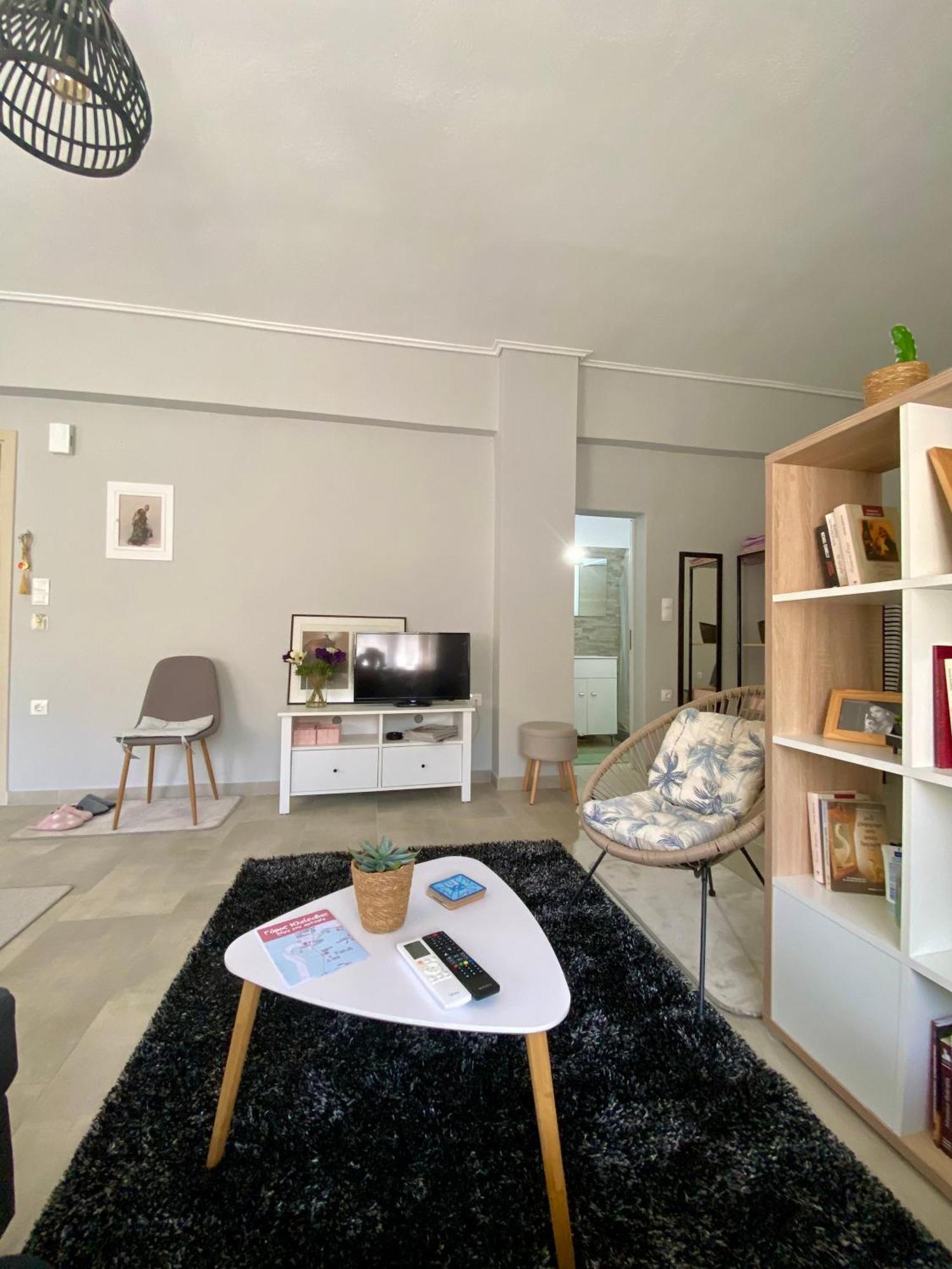 Xrysa'S Central City Apartment Missolonghi ภายนอก รูปภาพ