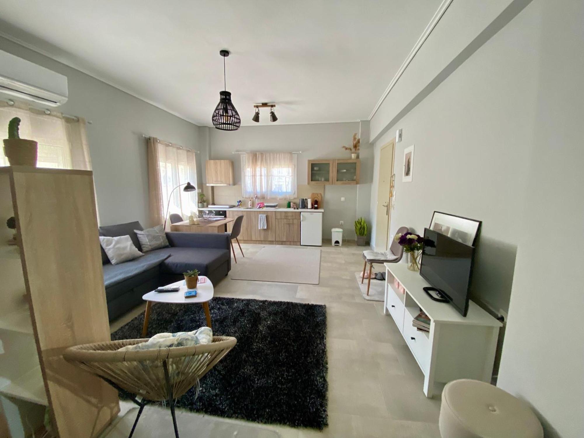 Xrysa'S Central City Apartment Missolonghi ภายนอก รูปภาพ