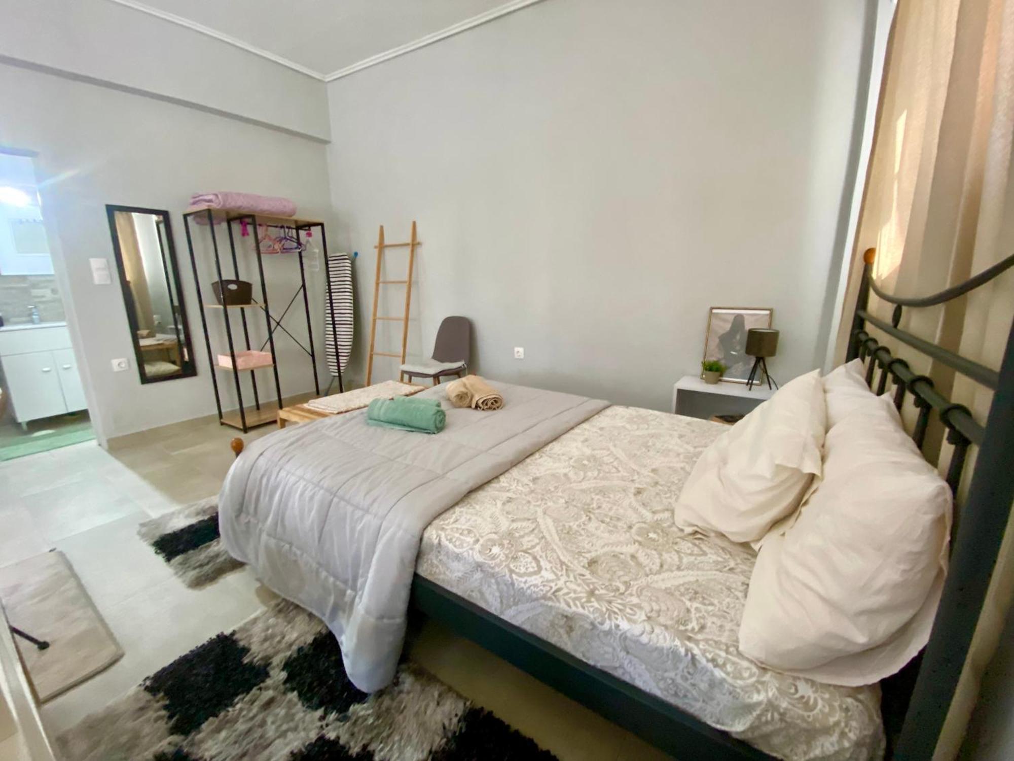 Xrysa'S Central City Apartment Missolonghi ภายนอก รูปภาพ